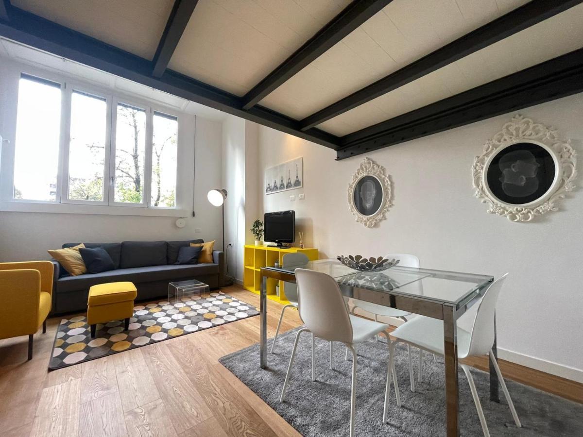 Appartement Navigli Design Loft - 7 Stops From Duomo, Ac, Netflix à Milan Extérieur photo