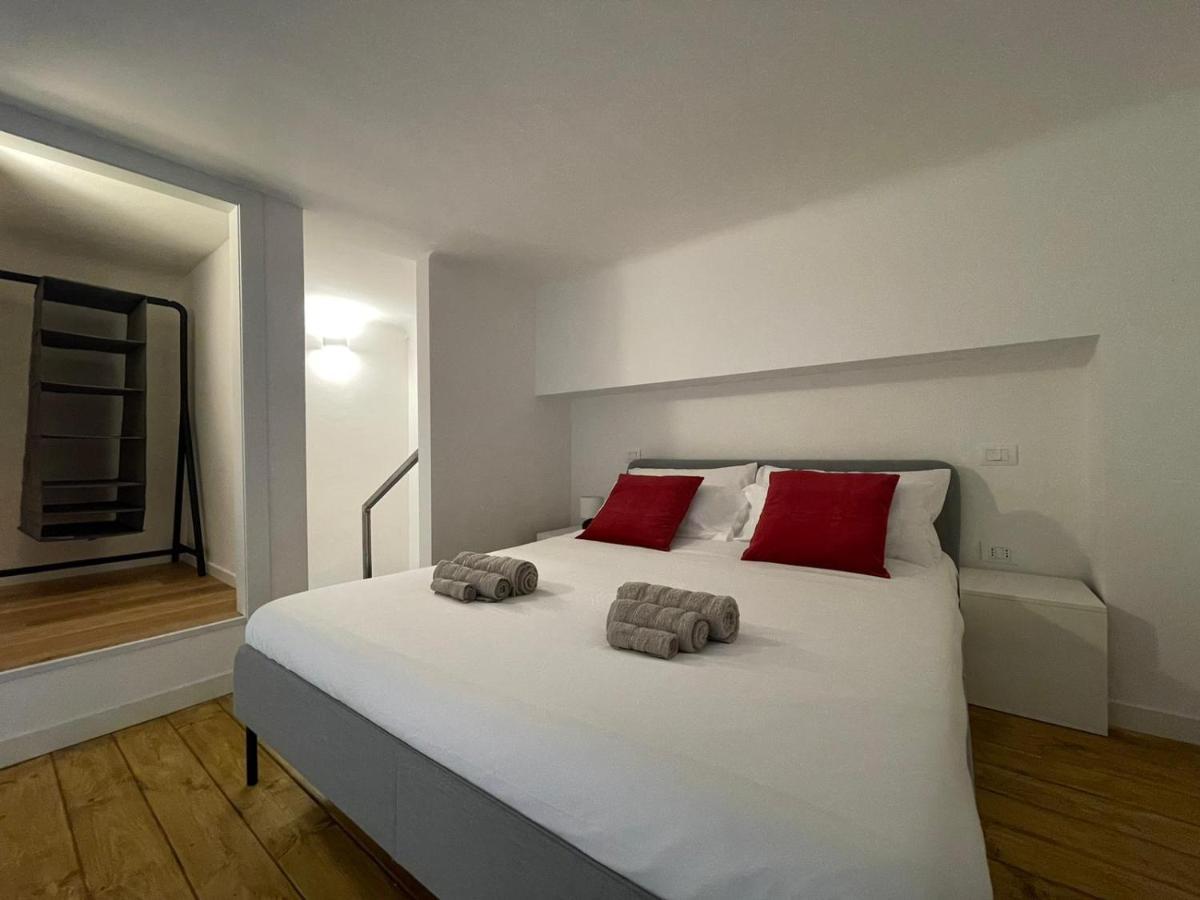 Appartement Navigli Design Loft - 7 Stops From Duomo, Ac, Netflix à Milan Extérieur photo